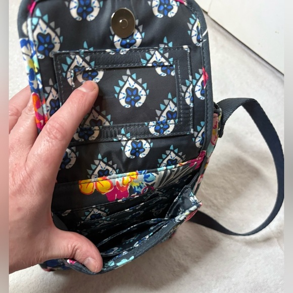 Vera Bradley RFID Mini Hipster Crossbody Purse-Pretty Posies Pattern (Grey) - Picture 5 of 8